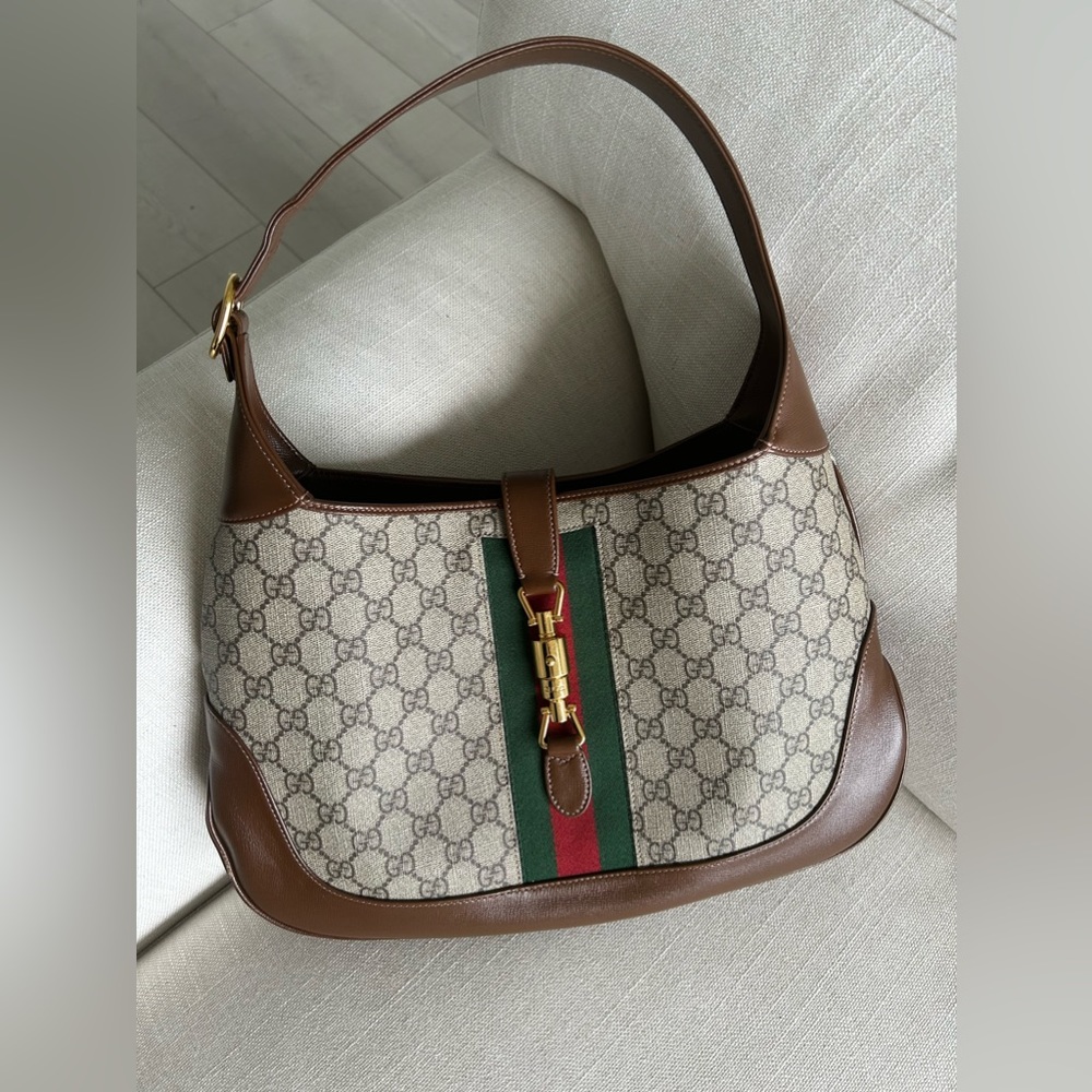 Gucci Jackie O leather medium shoulder bag with extender strap